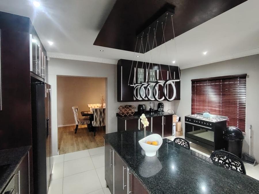 4 Bedroom Property for Sale in Nahoon Valley Park Eastern Cape